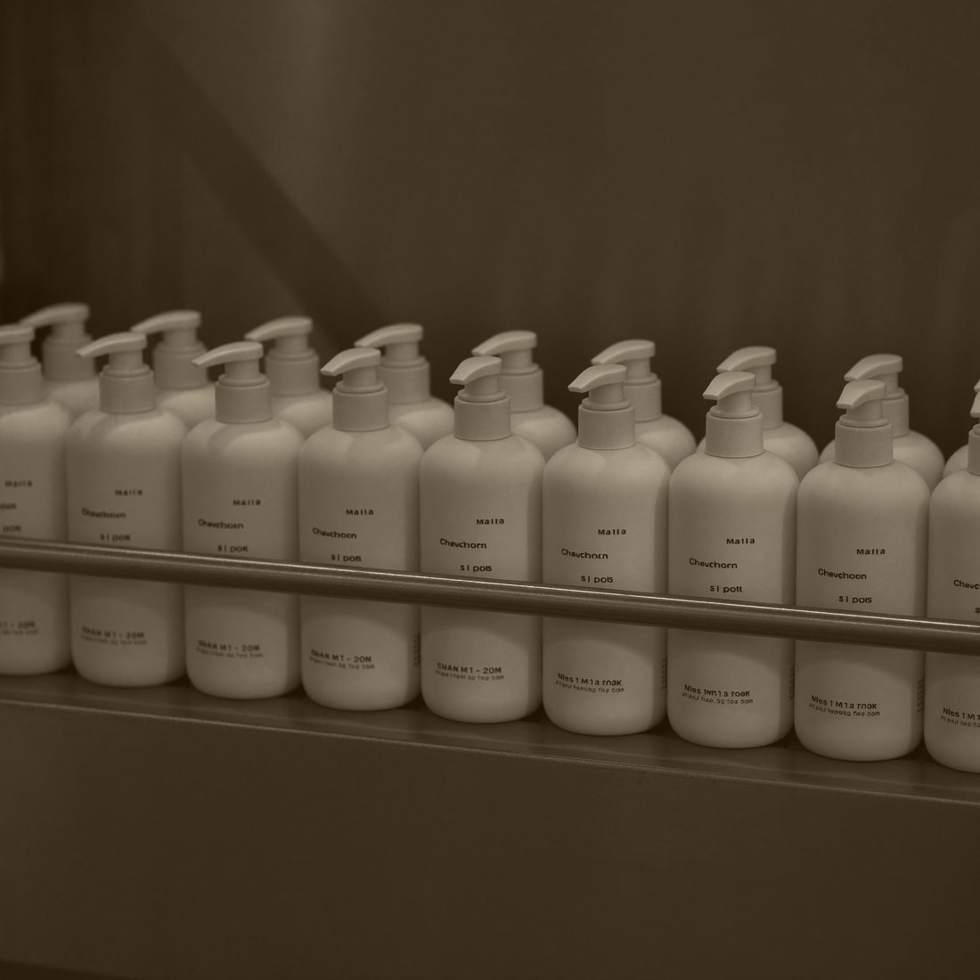 Linha de envase de uma indústria de cosméticos